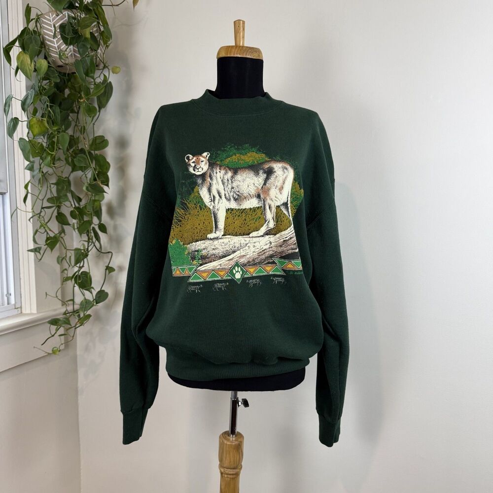 Vintage 90s Fruit of the Loom Panther Cougar Nature Graphic Sweatshirt Green